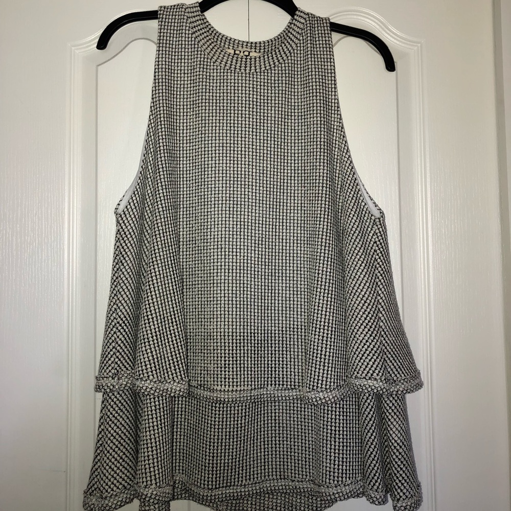 Black and white knit top